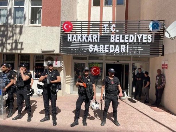 Hakkari Belediyesi'ne Kayyum atandı